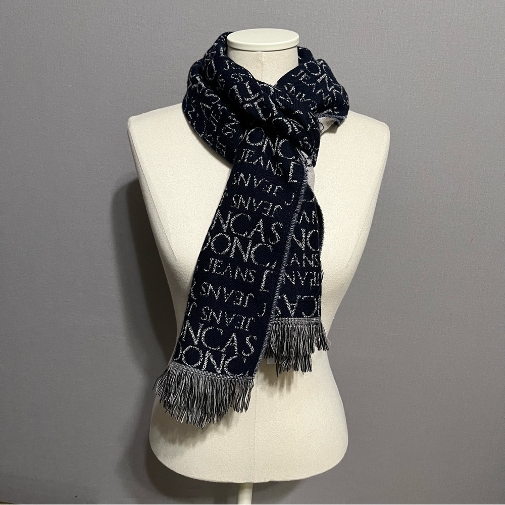 SOLD❌❌❌ ⭐️Doncaster 100% Virgin Wool Navy | Taupe Logo Scarf - Picture 2 of 7